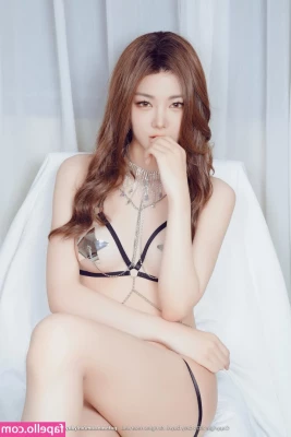 onlydayni - College girl lingerie swallows cum   Blowjob video