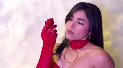 lia_mar_ [ lia-mar ] - or i can sit on it <3