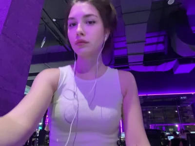 Elizaveta Satickaya [ elizaveta-satickaya ] - Check DM now for nude bundle my loves!