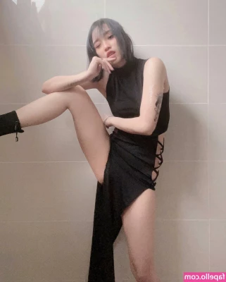 leezipotato - Naughty in red ❤️ VIP: https://onlyfans.com/pinkbentley