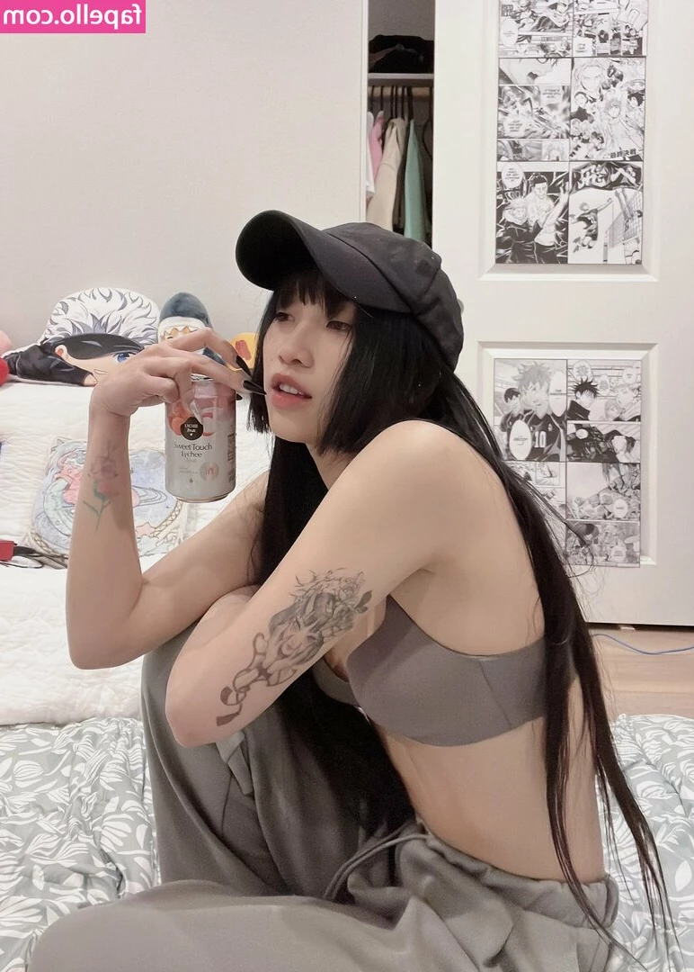 leezipotato - Wish I could be licking your cock💦