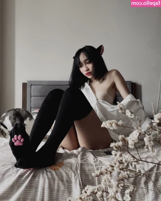 leezipotato - Wanna see what I would look like cleaning off your sticky mess?  Tip