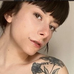 anny-aurora
