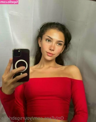 yoursgabriella - Feelin peachy