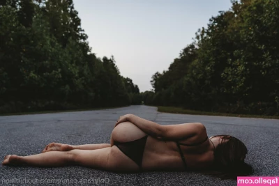 emma.xxxhibition [ emma-xxxhibition ] - Sneak Peek