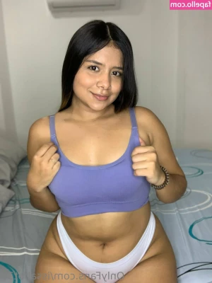 issahot30 - never have I ever done a shoot like this 😋🍒