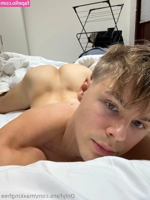 maxkingfree - Tonight I ll be sending a little gift to all my loyal subscribers 