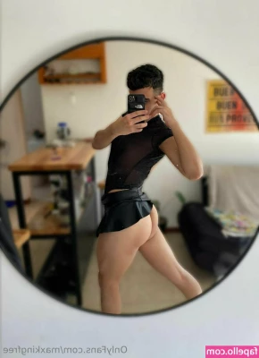 maxkingfree - You gonna suck these titties or na