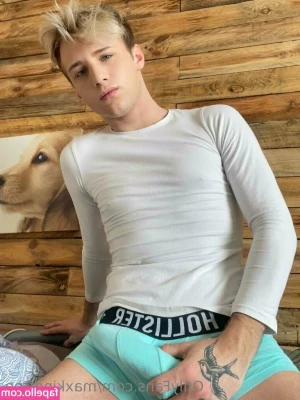 maxkingfree - For the ass fans out there xx