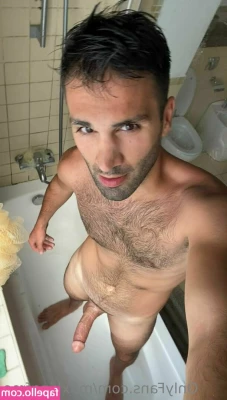 maxkingfree - Cream me and watch me lick it off