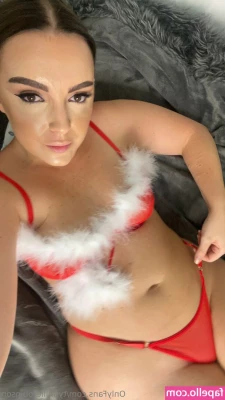 tynnillerobinson - Have you ever wanted to be in a scene with me?! Well now your Name