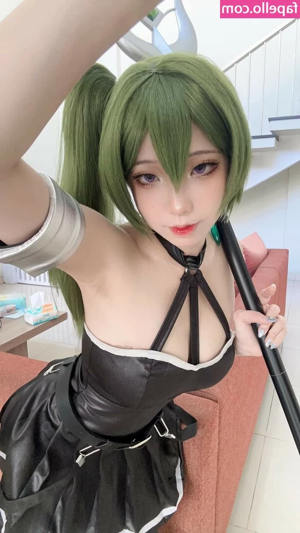 Nekonoi Katsu [ nekonoi-katsu ] - My DM is waiting you baby just got out of the shower