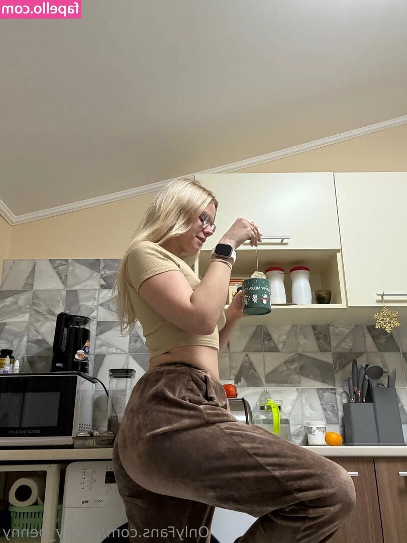 penny_penny [ penny-penny ] - I want to sit on it daddy ✨