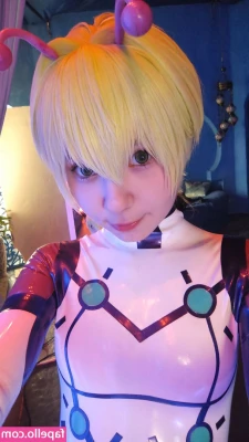 Mashiro - Eat your heart & cupcake out for My birthday.