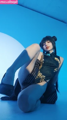 Mashiro - My ass in shiny latex