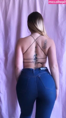 anael.jazmiin [ anael-jazmiin ] - My ass is burning after 1,5 hours work out 🏋️‍♀️ I need a