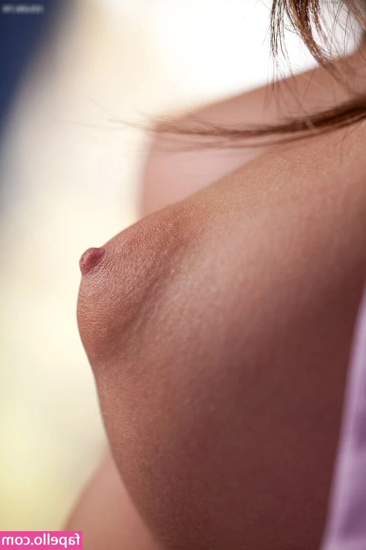 Alexis Adams [ alexis-adams-4 ] - Do you ever think about how fucked up it is that you love to be made