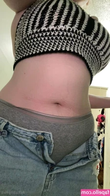 alanaestelle - Stuffing and Bloating - 2021 - R  Date: 10/16/2021 Weight: 339.2