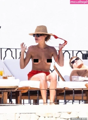 Brooks Nader [ brooks-nader ] - These tits are made to give you thr best tit job ever 😍