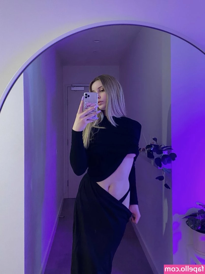 Sierra Blaire [ sierra-blaire ] - 𝐌𝐲 𝐦𝐚𝐤𝐞 𝐮𝐩 𝐥𝐨𝐨𝐤𝐬