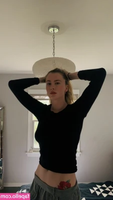 Ireland Baldwin [ ireland-baldwin ] - CUm back to bed