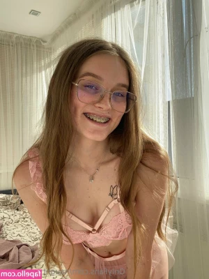 Naughty_mila [ naughty-mila ] - Honey  Shall we play for a bit I m  florciiitaa Personal videos 