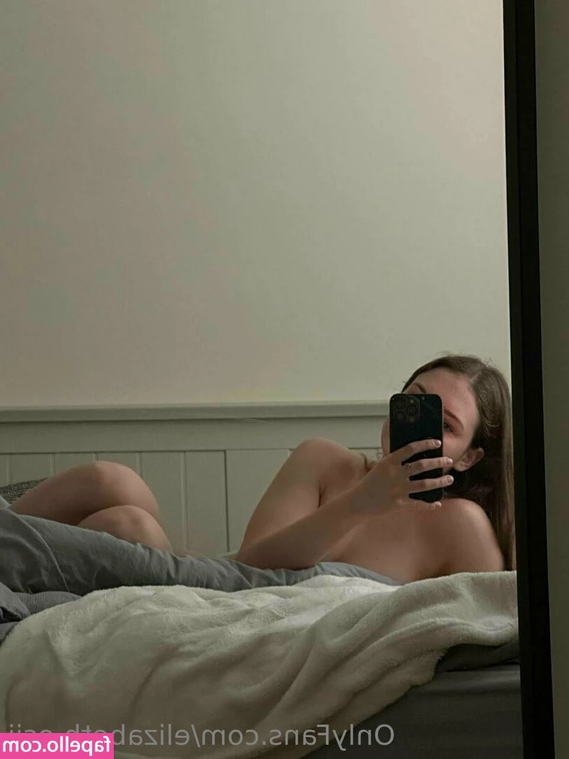 elizabeth_osi [ elizabeth-osi ] - Hot from another planet