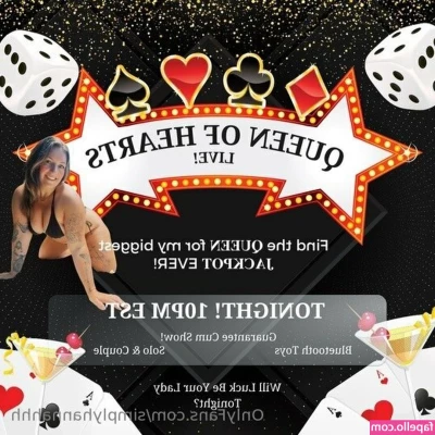 simplyhannahhh69 - I m almost naked and very horny у Now I will take off these panties