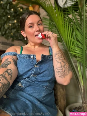 simplyhannahhh69 - Locktober is comming !  Being locked in october by a Dominant