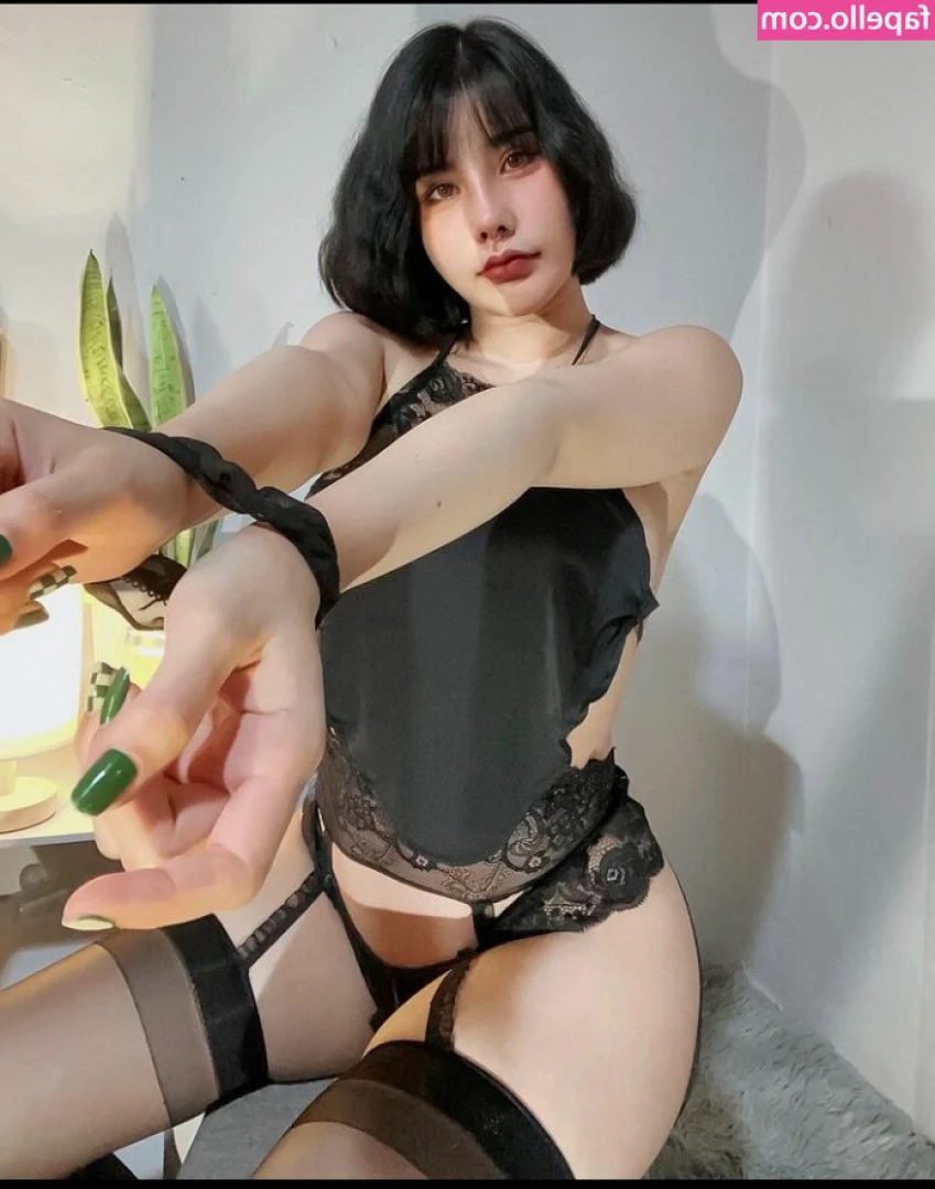 Maymae - Getting ready for a new week of hard work for you guys
