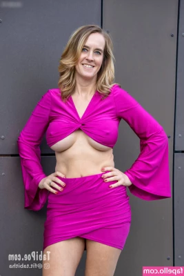 Tabi Poe [ tabi-poe-2 ] - On Wednesday we wear pink!! Where’s my tummy lovers at