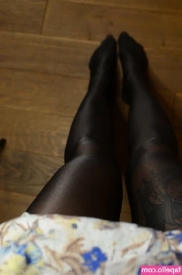 Naturefeetart - bored   inbox meee