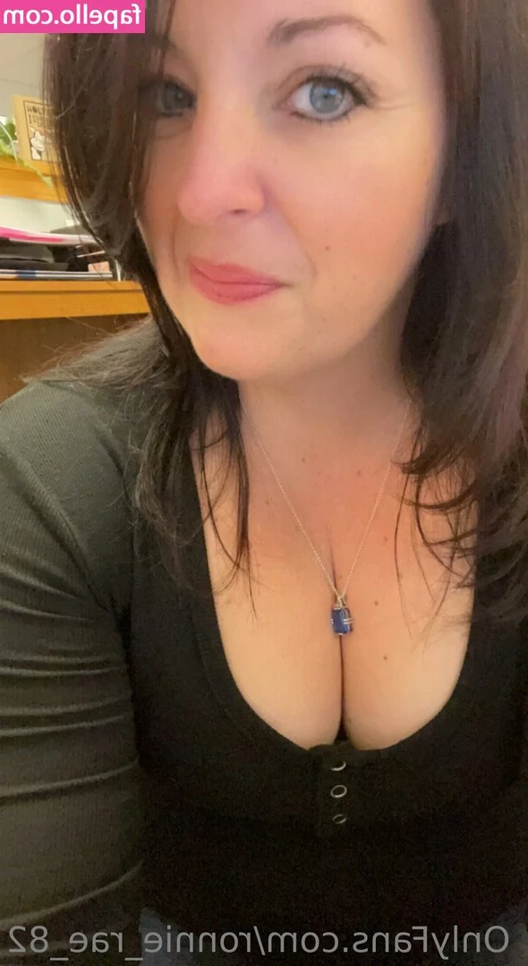 ronnie_rae_82 [ ronnie-rae-82 ] - Check out my new Sping Store now up and running for business  Grab a