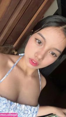 raisoftwi - which is ur favorite  cum in the ass or my pussy     also yes that is