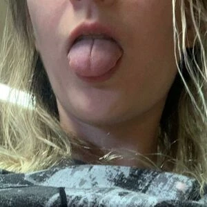 Xwimnelove
