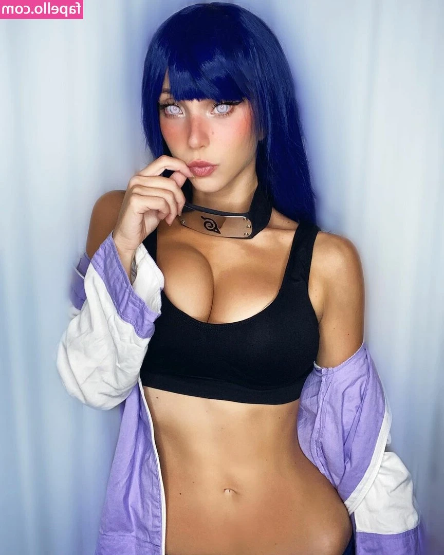 Eugenia Bellomia [ eugenia-bellomia ] - Hello boys........ 😈