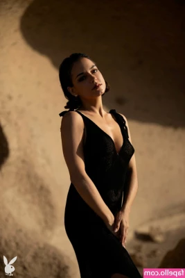 Joy Lamore [ joy-lamore ] - Do you want to undress me