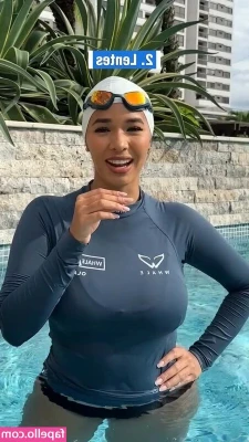 nathalyatencio - Glass dildo cum