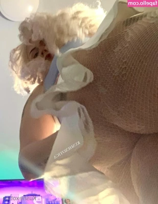 kushexoticafree - My fans holding crypto this morning...