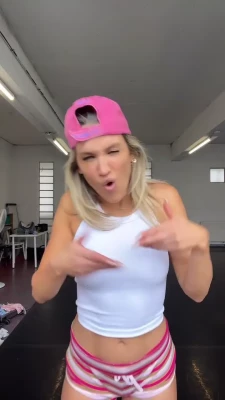  [ ashley-roberts ] - My thumb is seeing things you could only dream of  the honour of