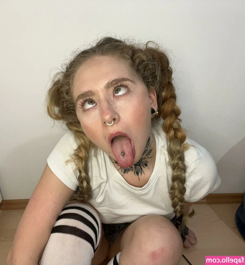 Mary Jane Auryn [ mary-jane-auryn ] - New Solo in your DMs 😈 Tell me: How much did you cum? 💦