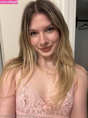 Kittyy.6 [ kittyy-6 ] - Día de entrenó