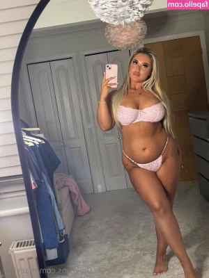 macylilly - I like to take a foam bath🔞it's relaxing😌🤪 And what do you