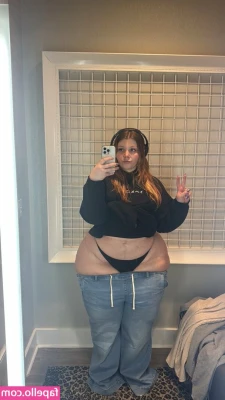 princesspear - I took a cum shower this morning ..anyone wanna lick me up ?!(;