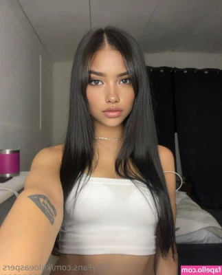khloeaspers - Hope you will not be gay because of me 😳