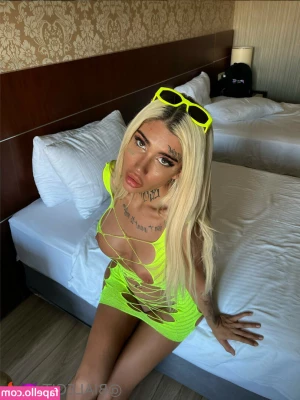 Bia Khalifa [ bia-khalifa ] - WANNA SEE MORE  Contact for custom video or follow my VIP page  