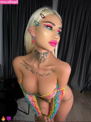 Bia Khalifa [ bia-khalifa ] - this  from the 19th      when i said i wanted to breed a dad  one