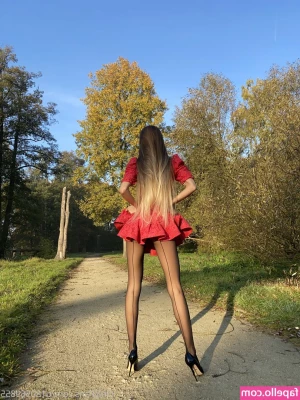 linadiaa - Gotta new bunny tail today