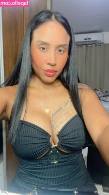negrapomposa_28 [ negrapomposa-28 ] - No panties on for you today baby 🐱👀