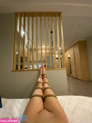 Anastasisi - Hey baby is red my color? 💋
